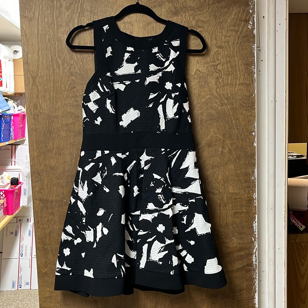 Banana Republic Black & White Dress-10 Petite-NWT